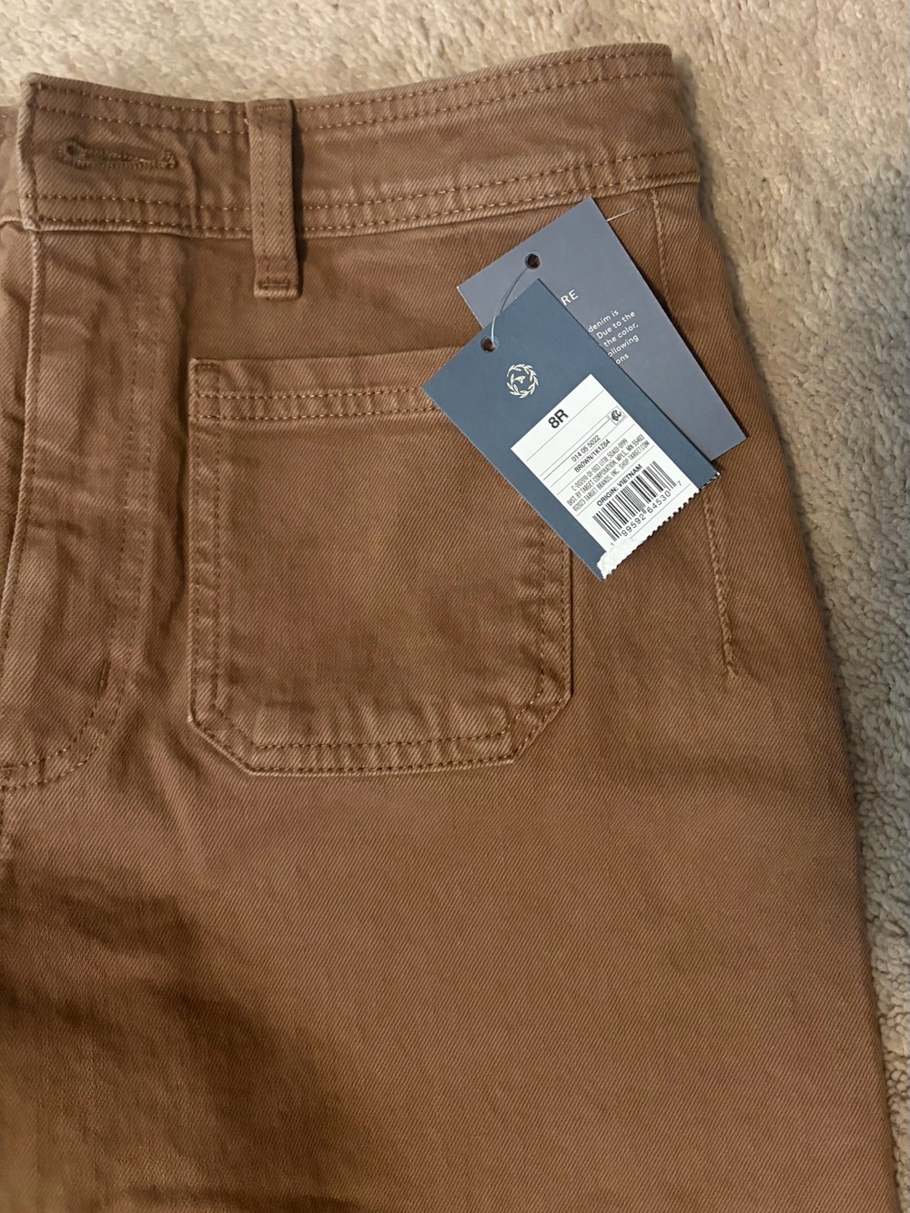 NWT Universal Thread High Rise Straight
Jeans - Picture 4 of 5